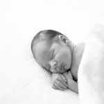 xnewborn-1.jpg.pagespeed.ic.LoJErfIQzI