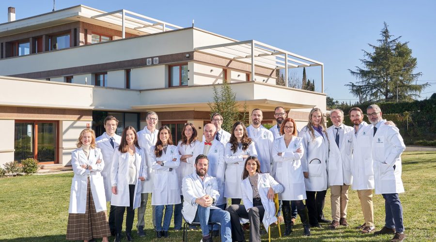 equipo-medico-bmum-scaled.jpg